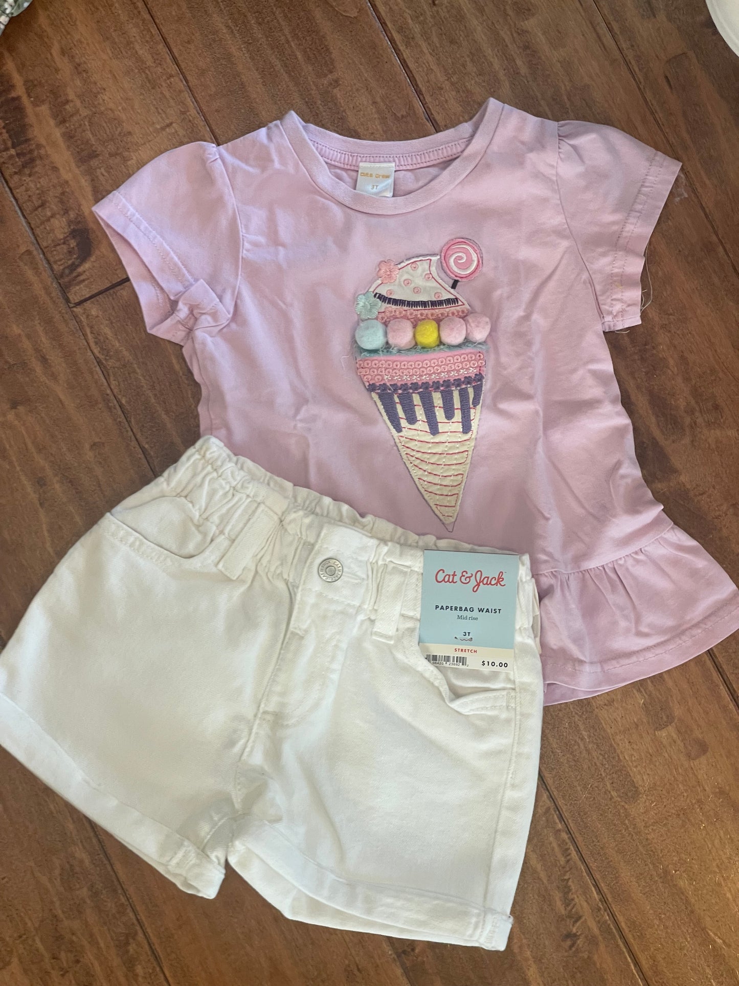 #199 Girls Cute Crew ice cream purple and Cat and Jack white Jean shorts size 3T