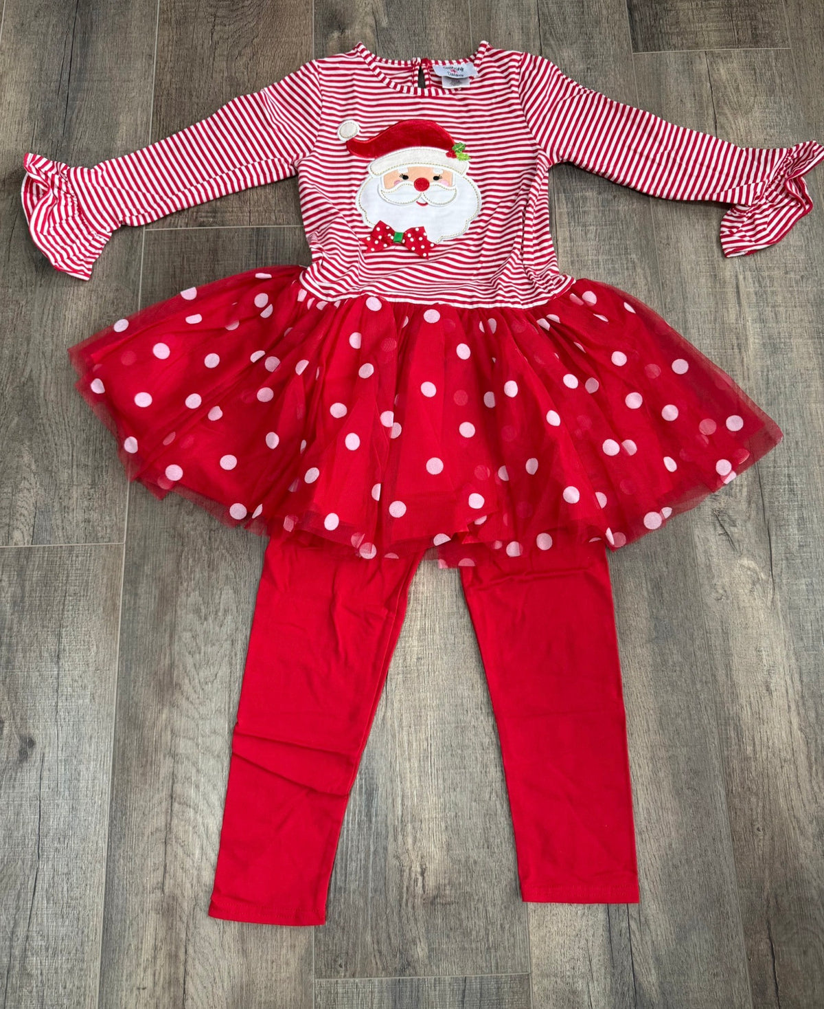 Seller 183- Girls size 6 Christmas outfit