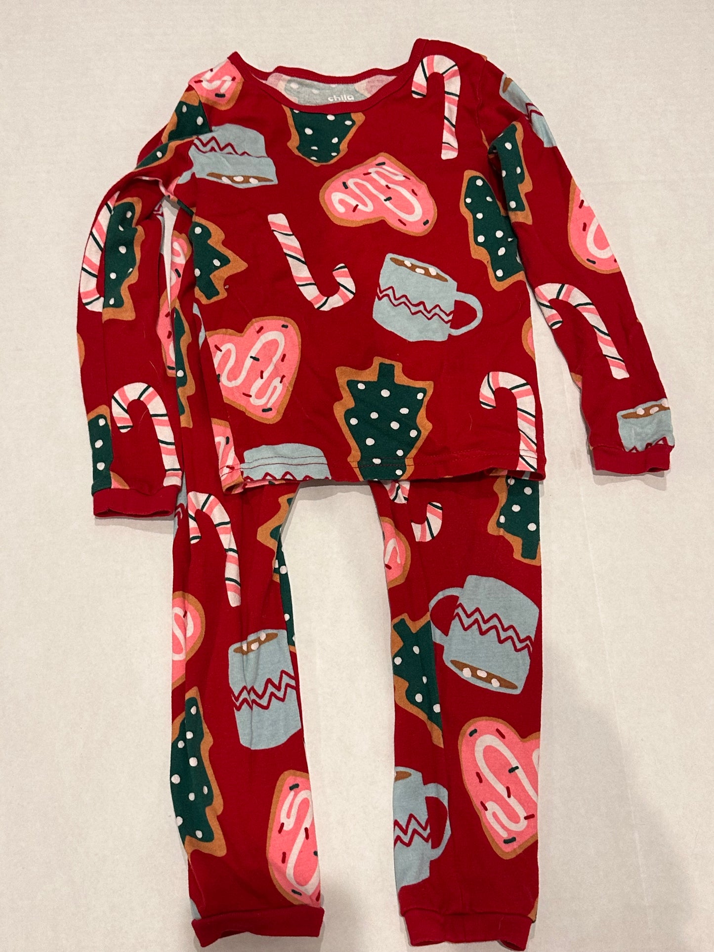 92B Size 5T Carters pajamas