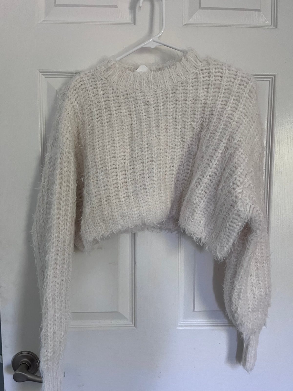 #125 Women’s NWT Altar’d State cropped sweater  Size XXS