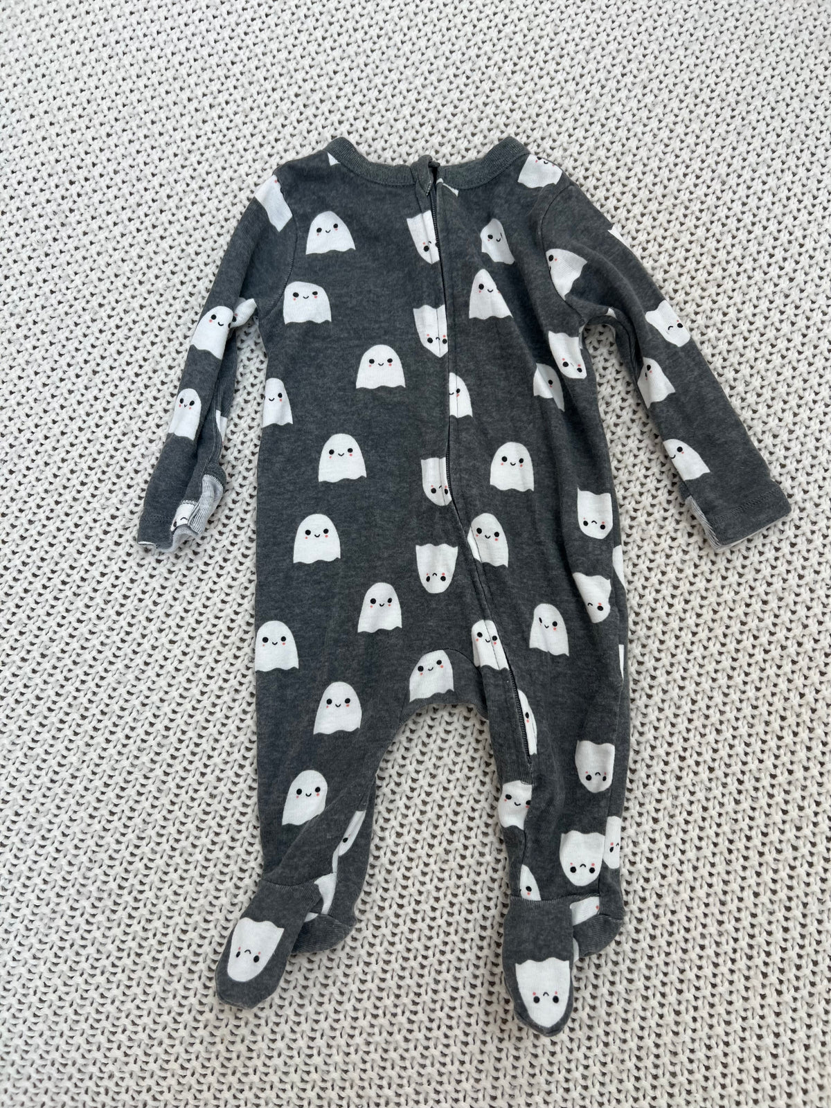 #157 GUC Old Navy Ghosts Onesie, 0-3M