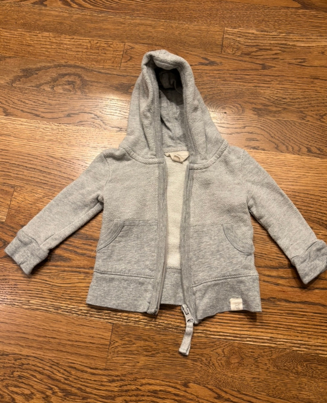 Seller #195 - Burt’s Bees Baby Gray Zip Up Hoodie Jacket - Size 3-6 Months