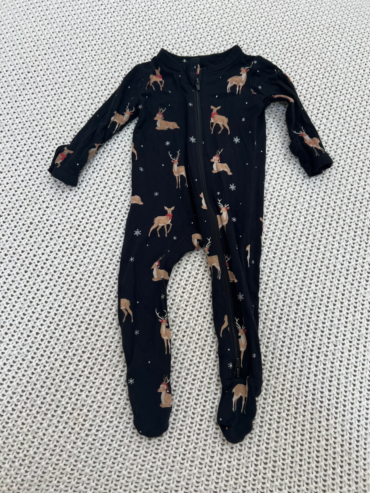 #157 EUC Kyte Baby Bamboo Onesie, 0-3M Christmas