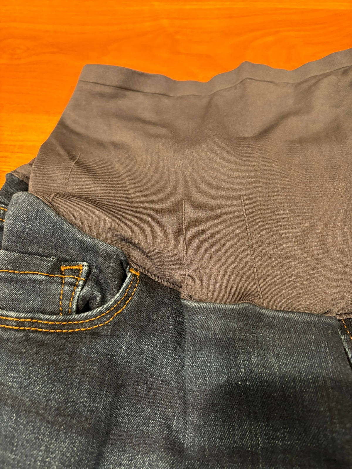 Women's Size 8 Old Navy Maternity Jeans