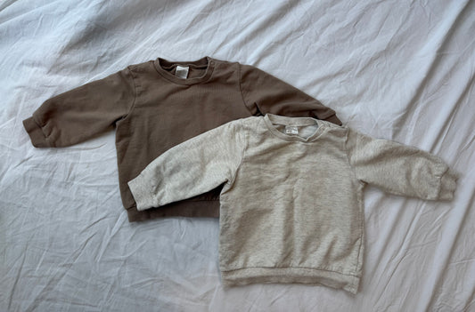 #113 Gender Neutral 12 month H&M sweatshirt bundle