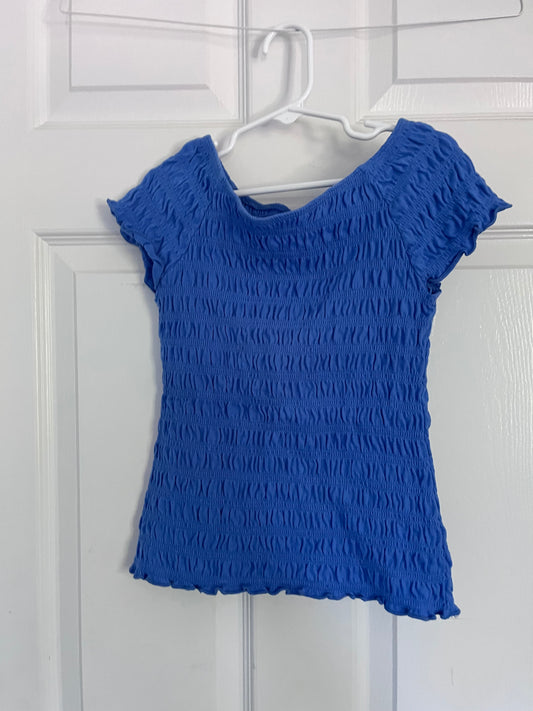 #125 Girls Abercrombie Smocked Shirt Size 11/12