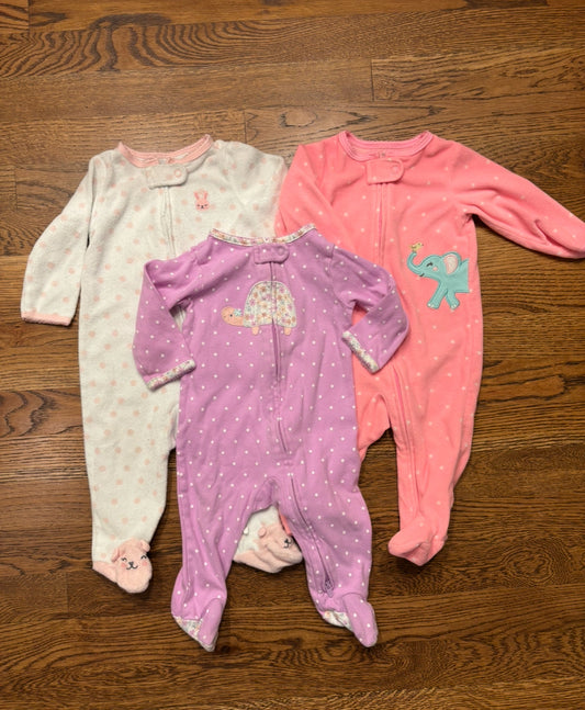 Seller #195 - *REDUCED* Carter’s Bundle of 3 Girls Polka Dot Themed Sleeper Jammies - Size 6 Months