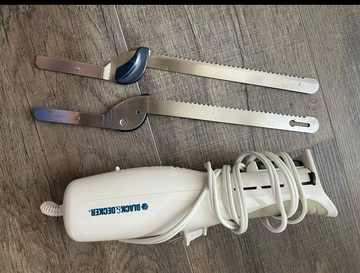Seller 183- Black and Decker electric knife