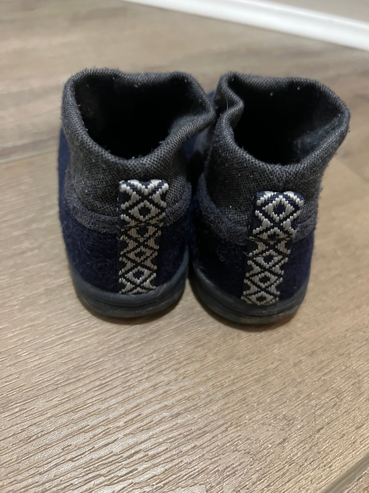 #90 Boys Hanna boots, size 7