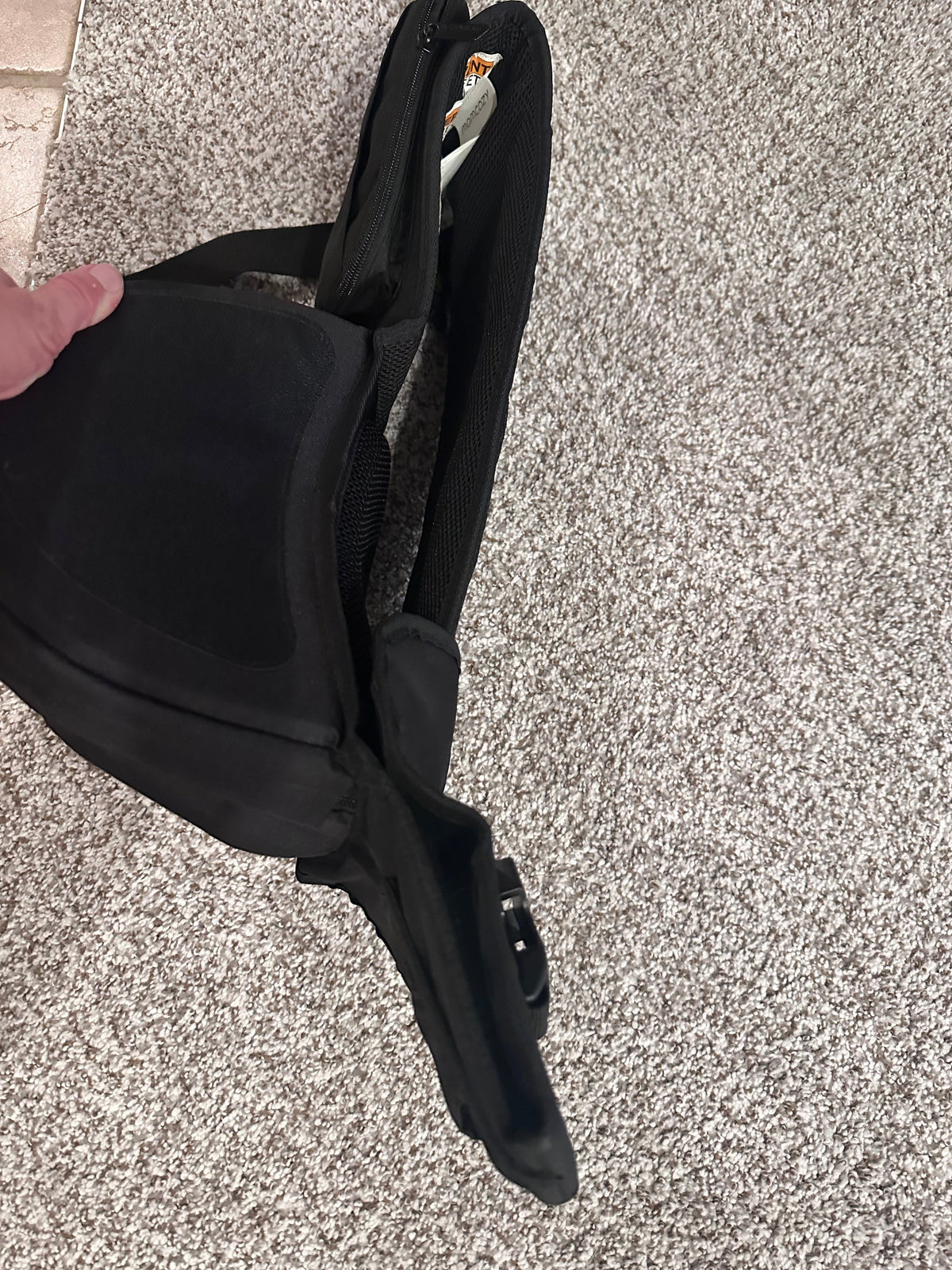 #146 Momcozy Hip Seat Carrier