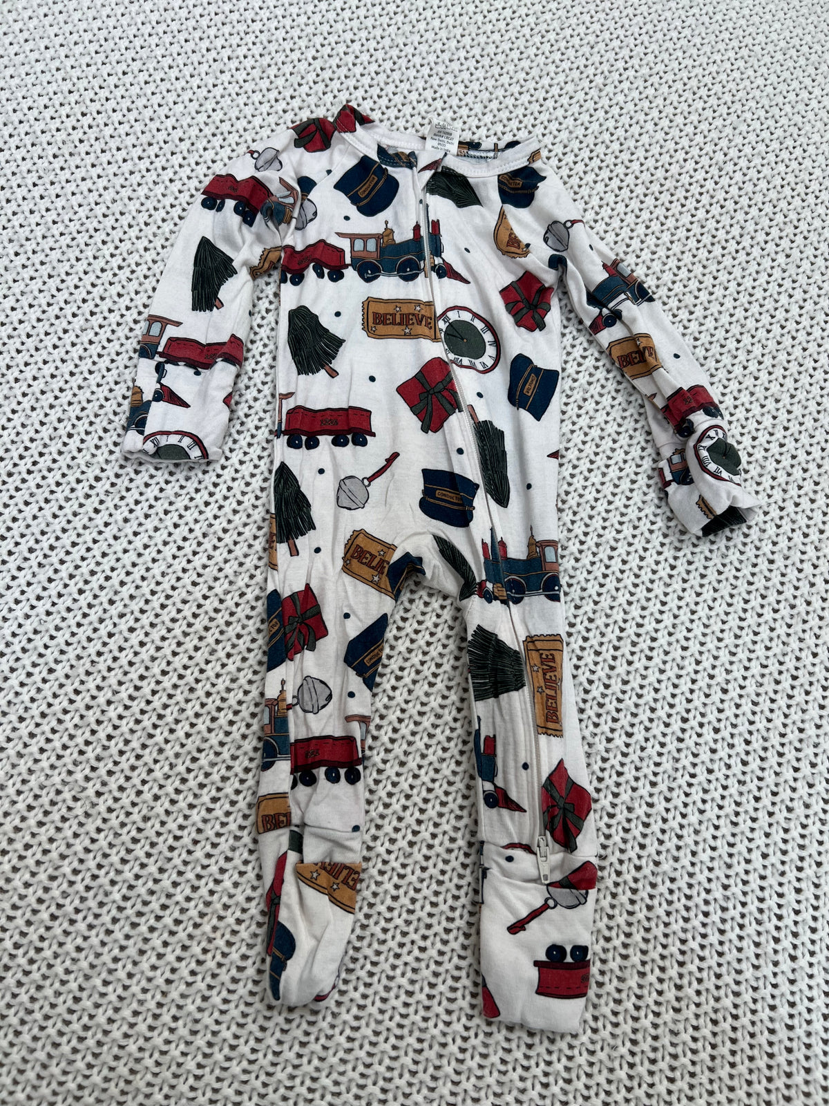 #157 EUC Bamboo Christmas Trains Onesie, little boy, 0-3M