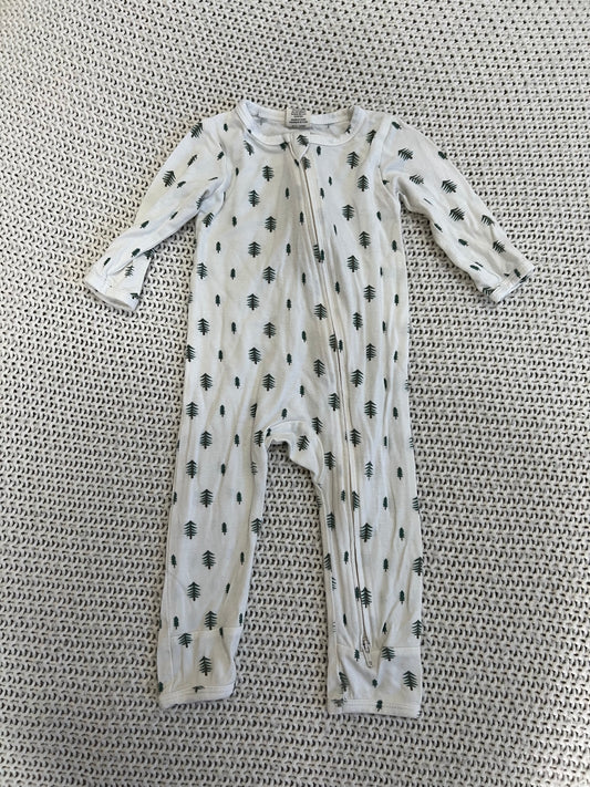 #157 EUC Larkspur Baby Bamboo Christmas Tree Onesie, 3-6M