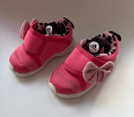 #117, Girls shoes 6c, Adidas hot pink Minnie Mouse gym shoes, GUC