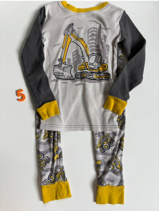 REDUCED #40 Members Mark Construction Pajamas Boys 5