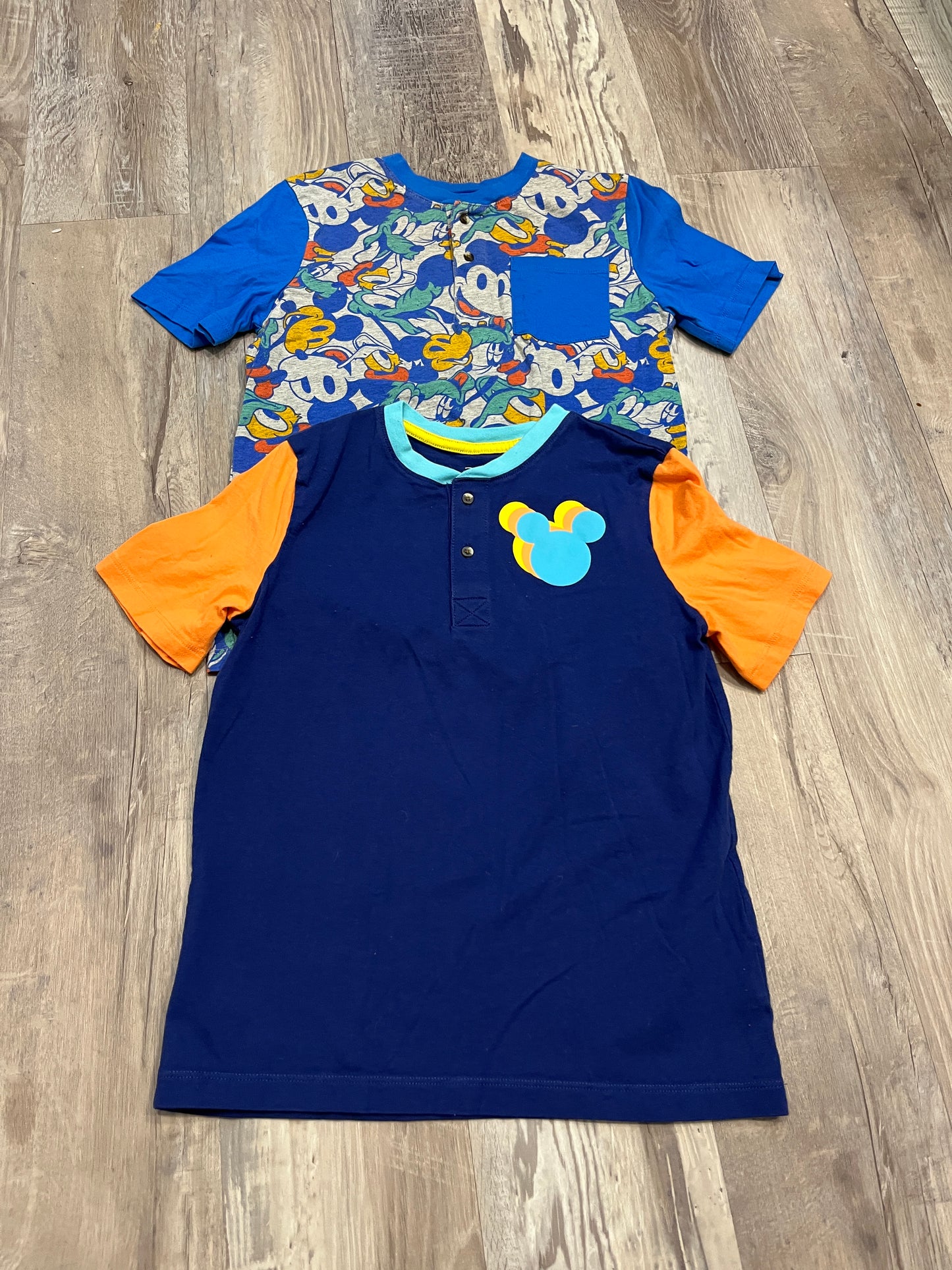 Boys Disney/Spotted Zebra Mickey Shirt Set Size M (8)