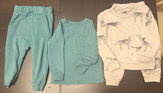 Seller #65 3t two outfits