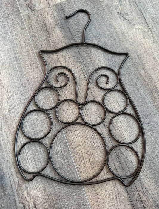 Seller 183- Scarf holder