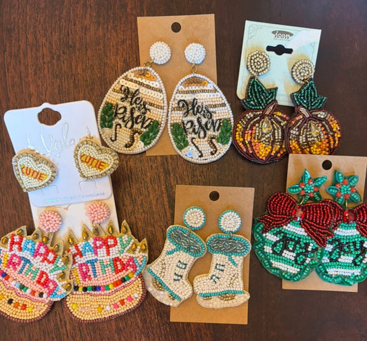 #156 reduced! Holiday seed bead earrings bundle