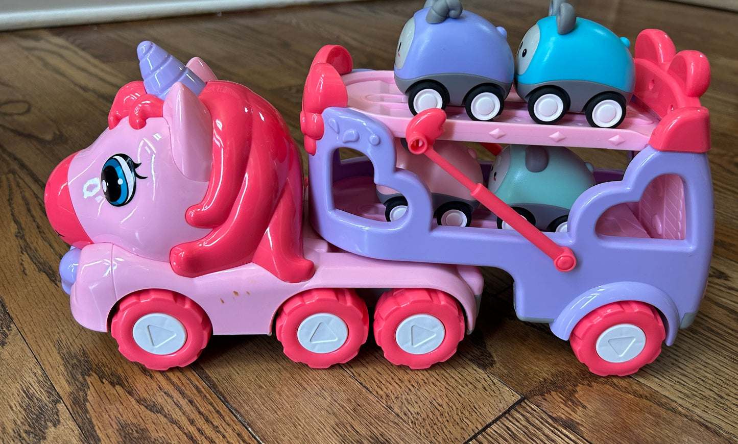 #34 unicorn transport truck with cars like new