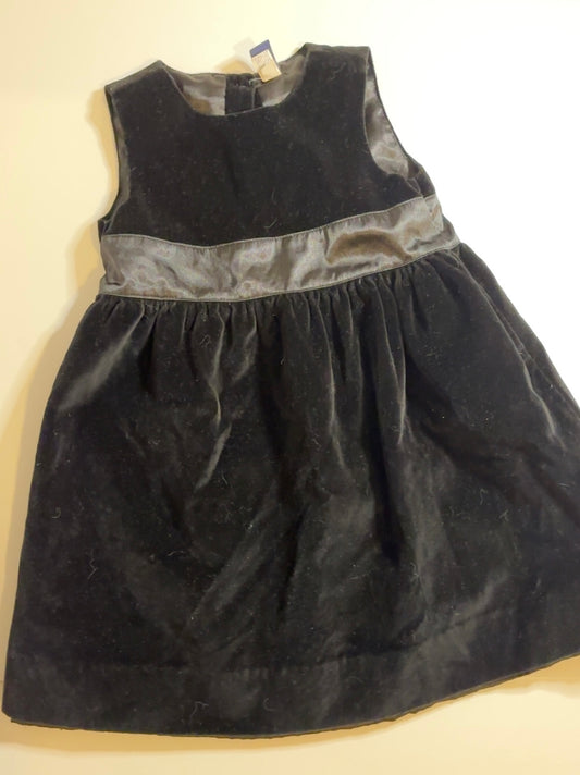 205 Gap 2t Velvet dress