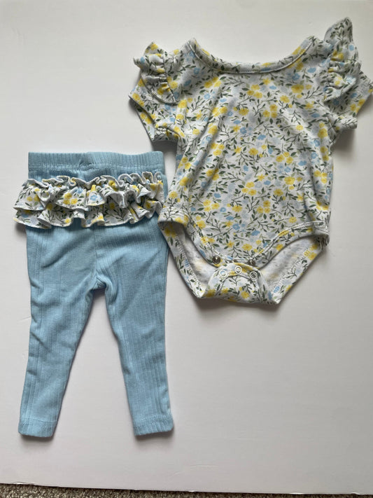 #3 Baby Essentials floral print & blue ruffley 2-piece outfit girls size 3mo