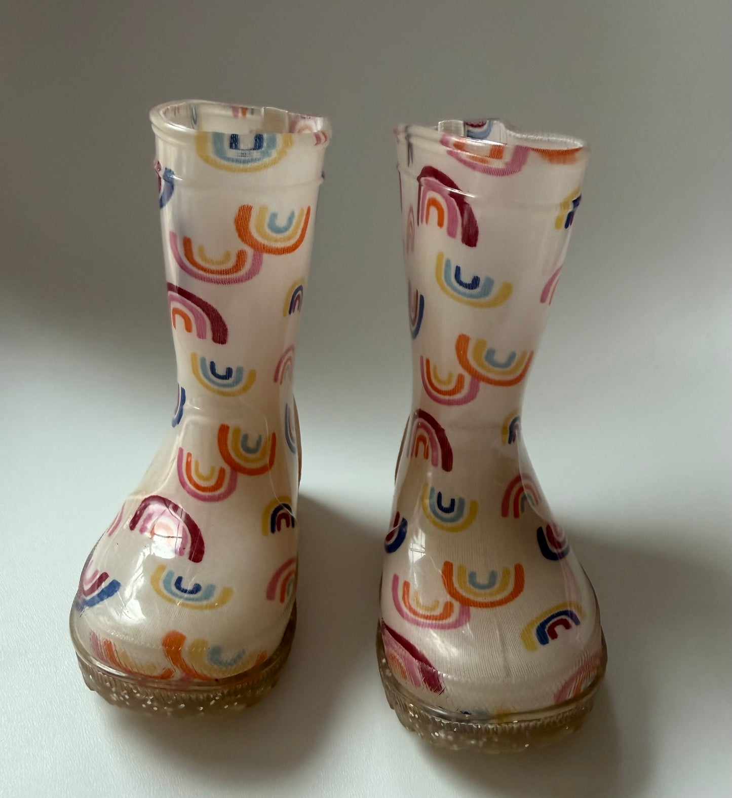 #117, Girls shoes 5c, Old Navy rainbow rain boots, GUC