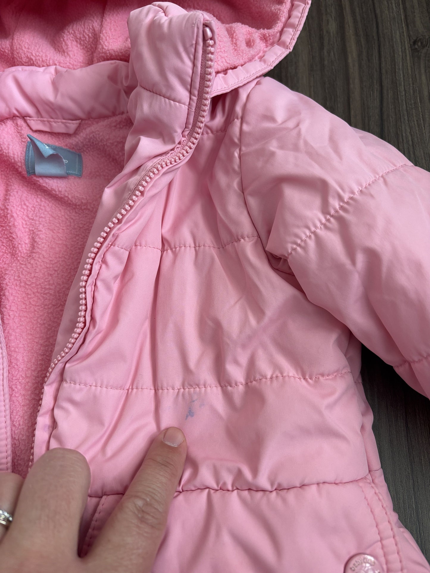 #138 - 18-24 Mo - GUC Gap - Pink Winter Coat (small mark as shown in photo) - PU 45236