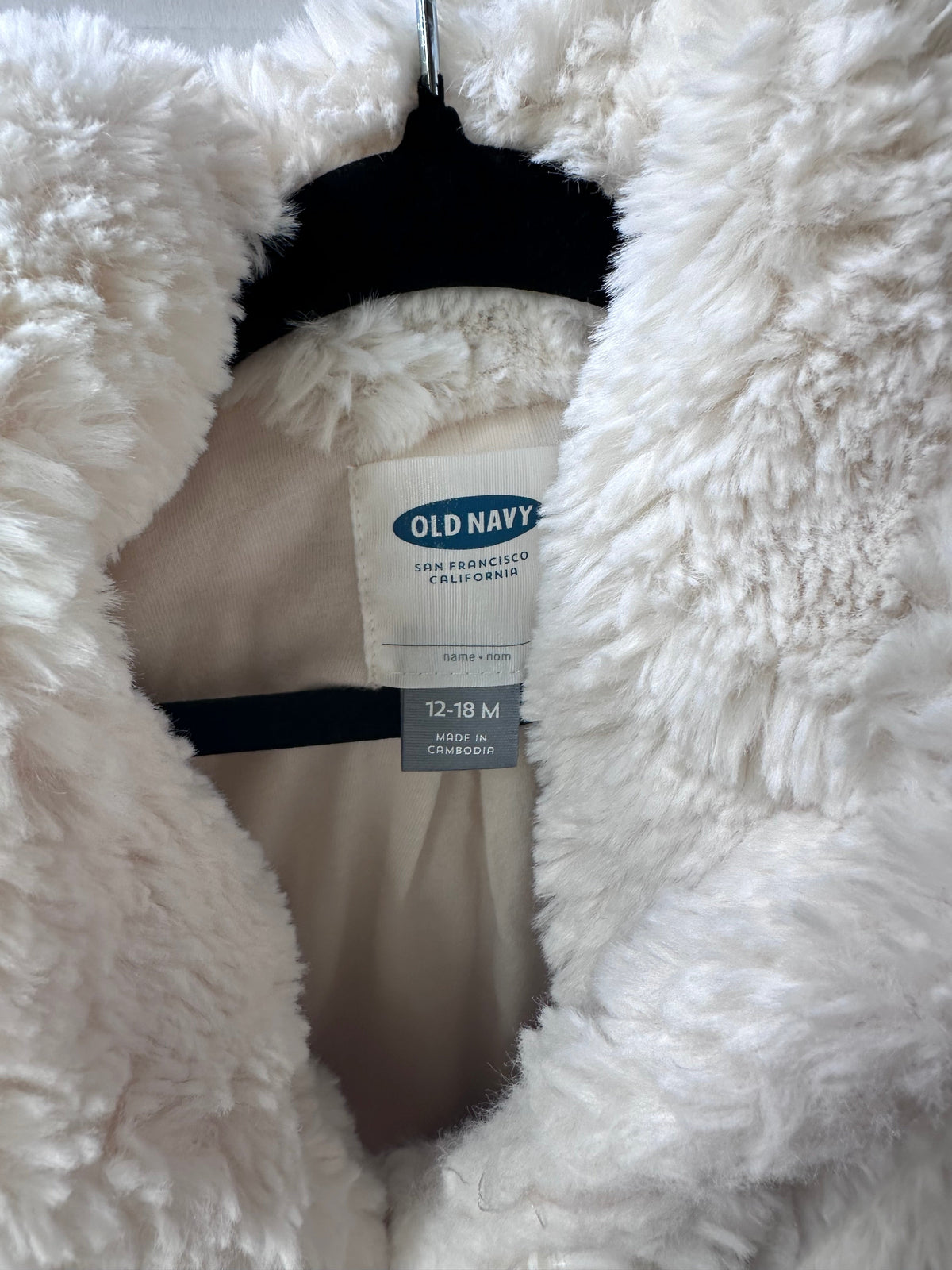 #146 Old Navy Cream Faux Fur Jacket Girls 12-18M