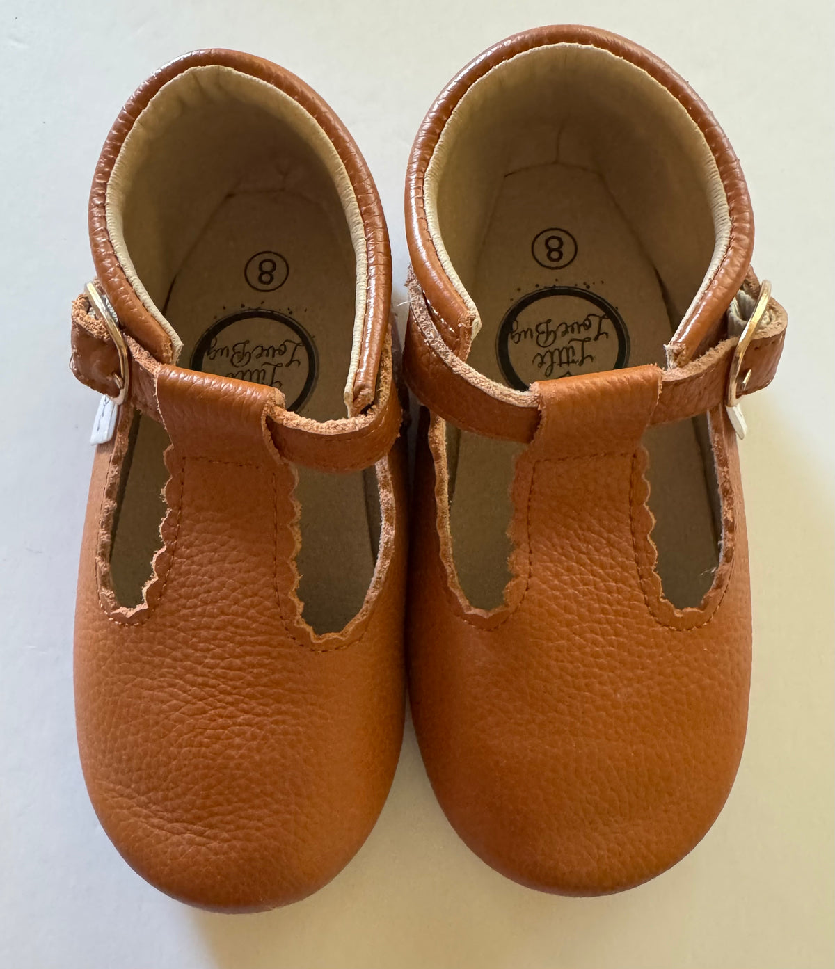 #92 girls size 8 little love bug brown leather shoes