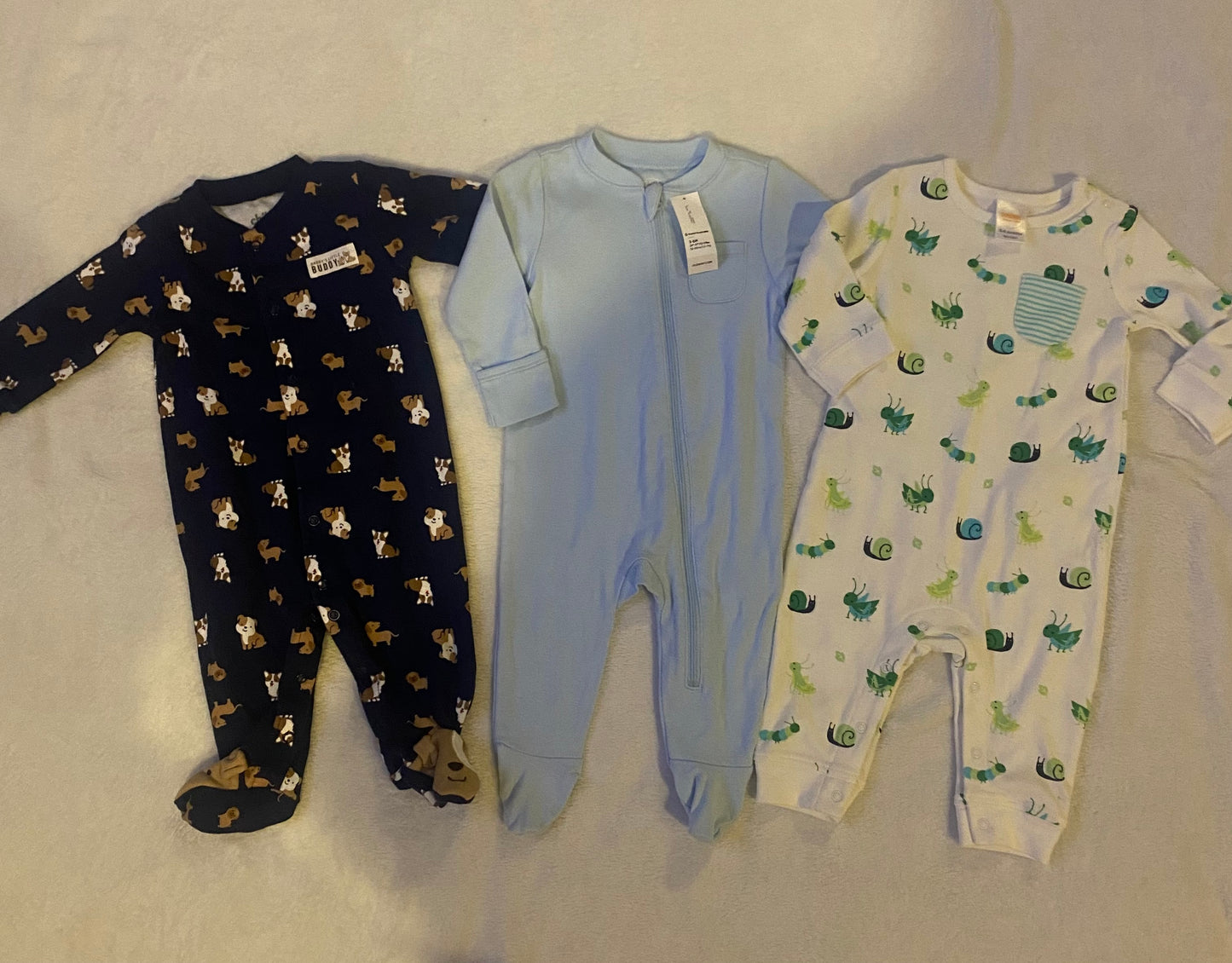 #30 Gender Neutral 3-6 months long sleeve onesies