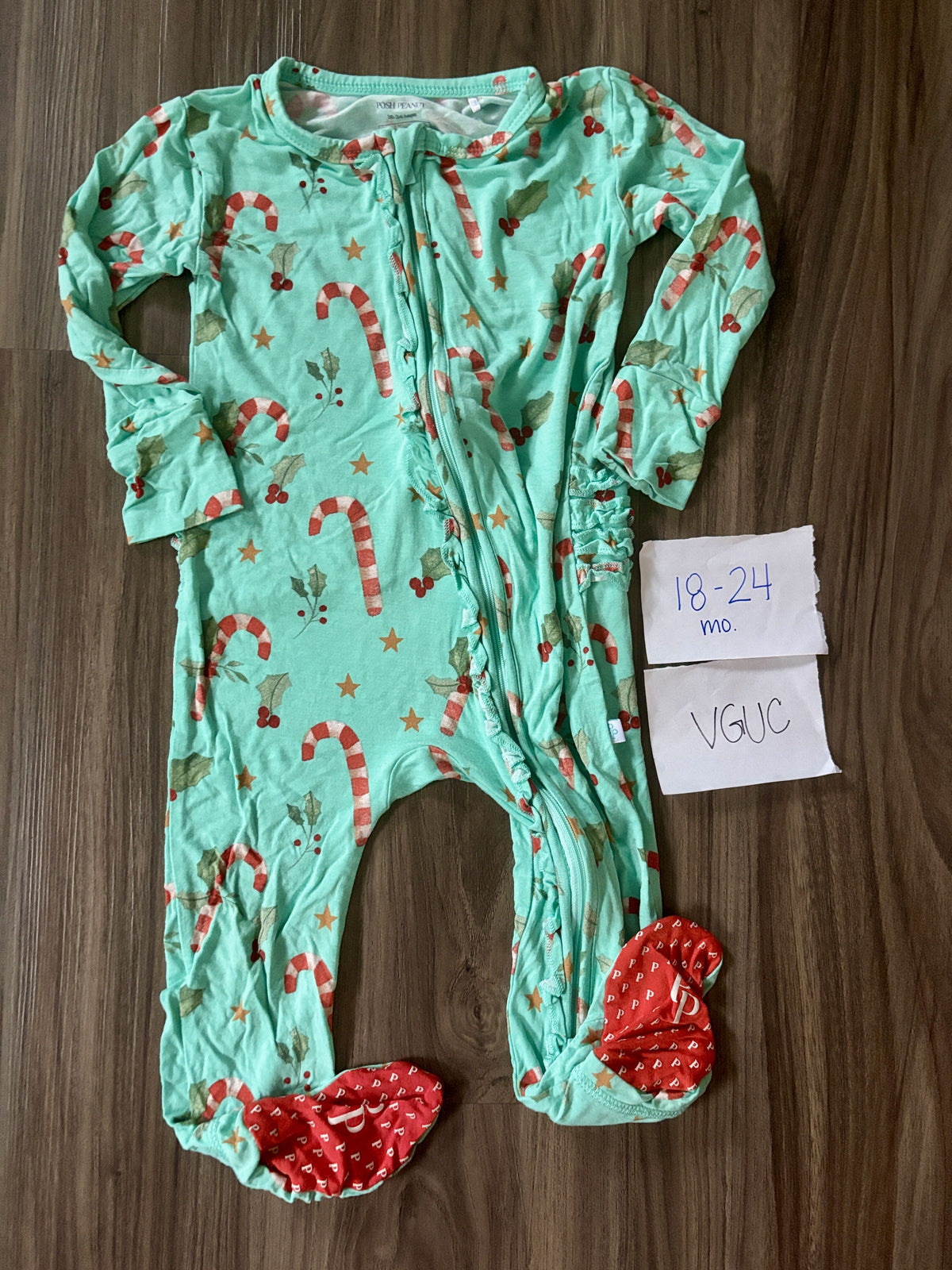 #138 - 18-24 Mo VGUC Bamboo (Posh Peanut) Candy Cane Zippy