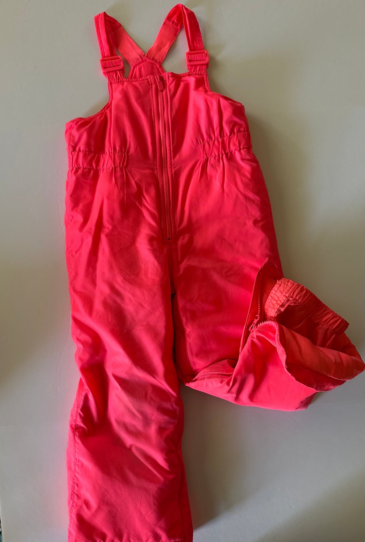 #92 girls 5 t GAP pink snow bibs fleece lined