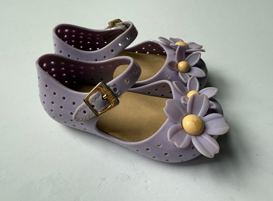 #180 Girls Shoe 7 Mini Melissa Purple Daisy