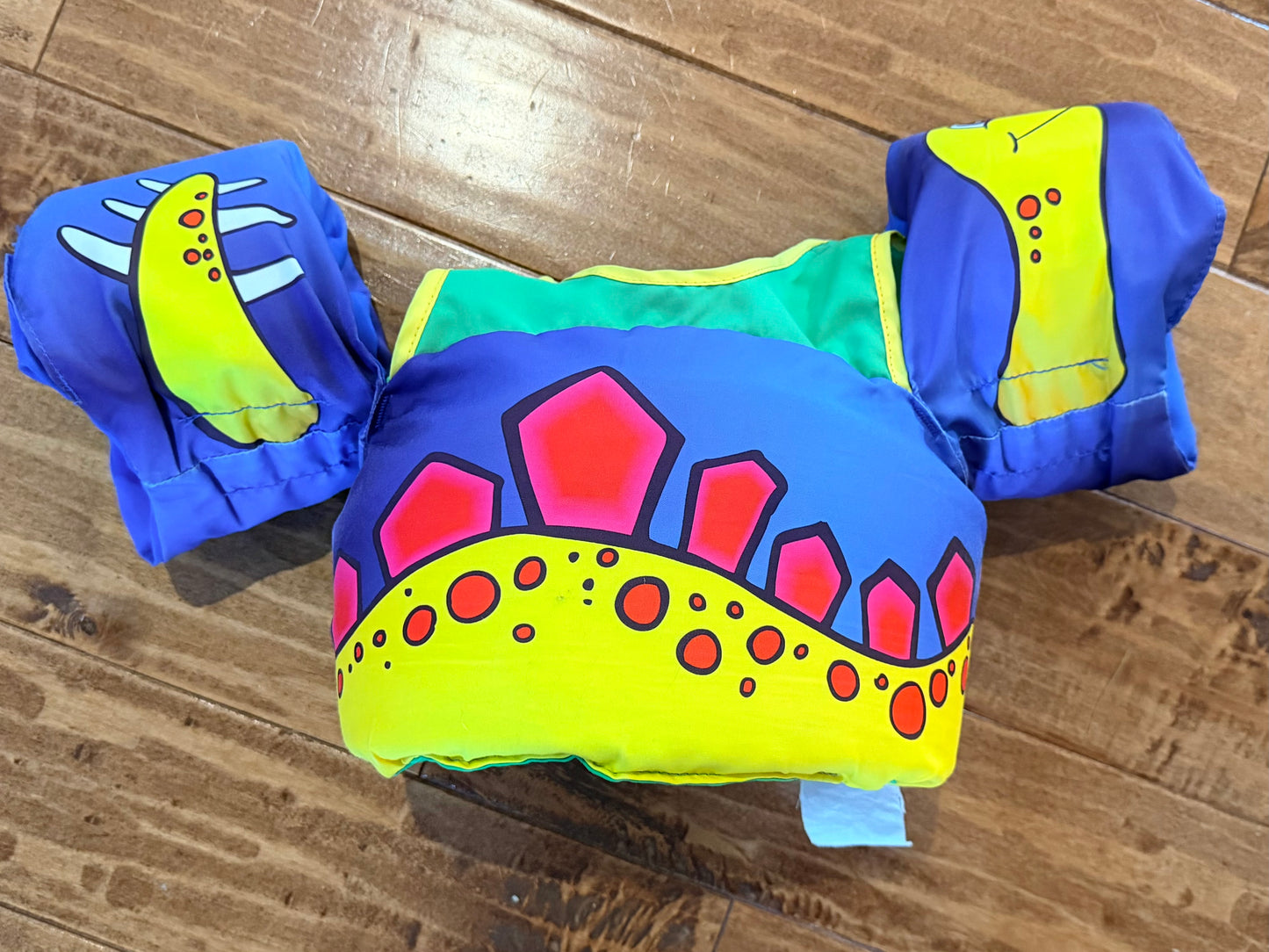 #107 Boys Dino swimmers 30-50lb
