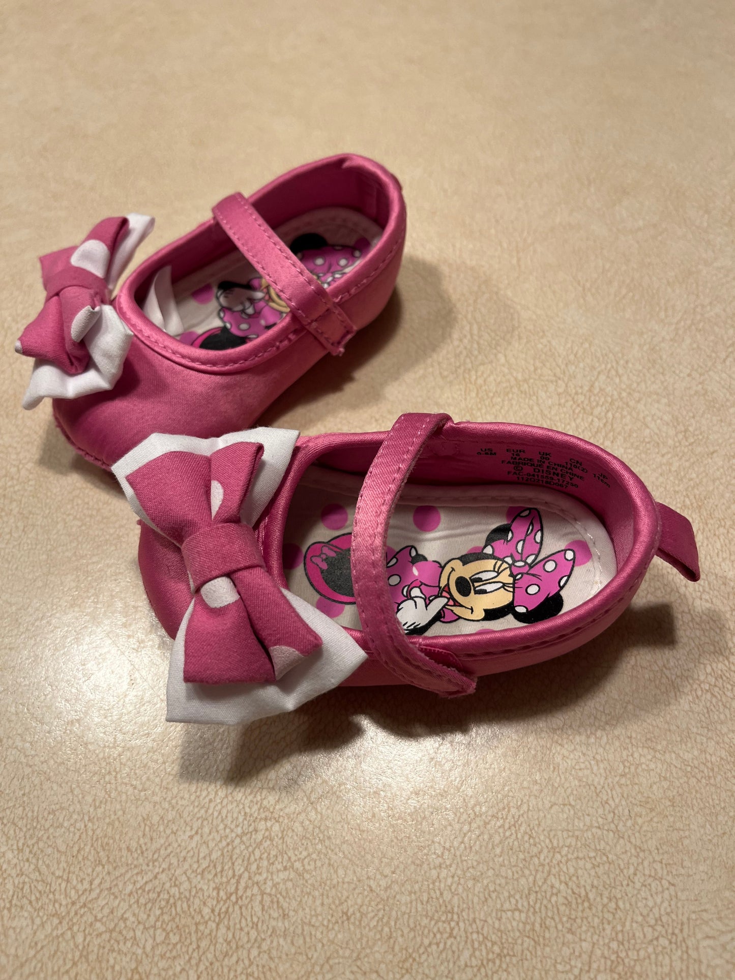 #143 Disney Minnie Shoes Girls 0-6m - REDUCED
