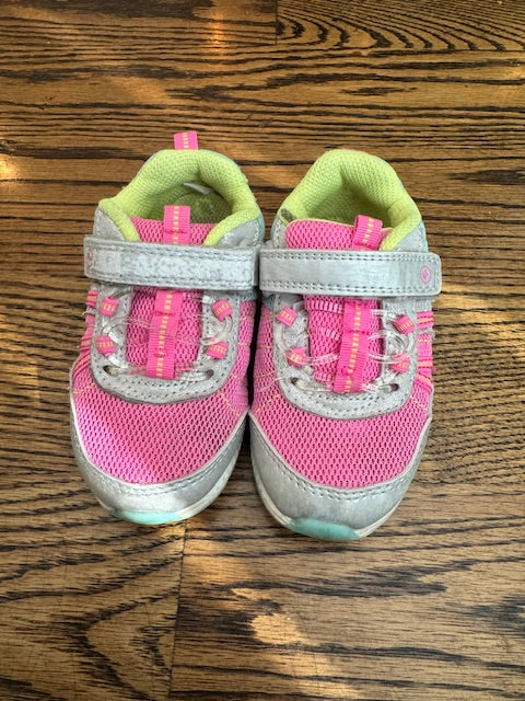 Stride rite 360 little girls size 7 pink tennis shoes