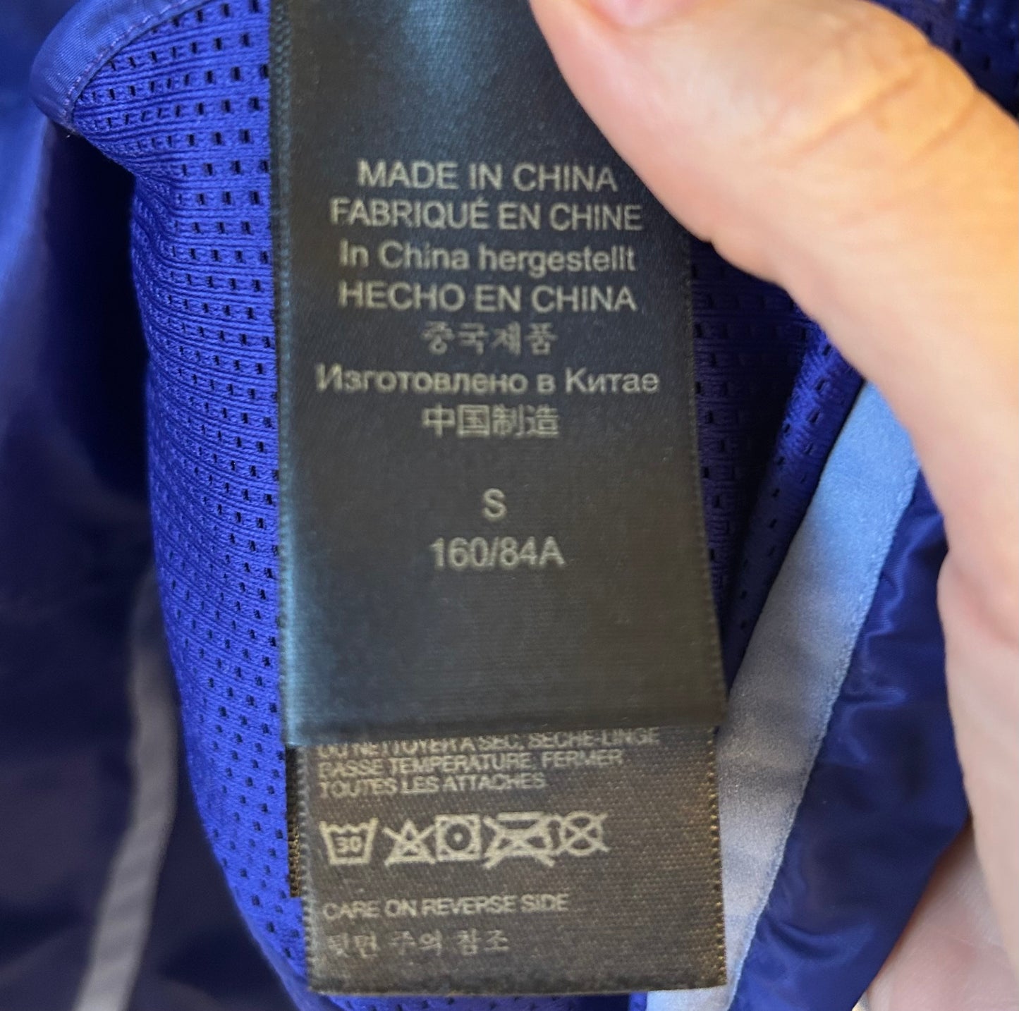 #7 Marmot women’s windbreaker size small