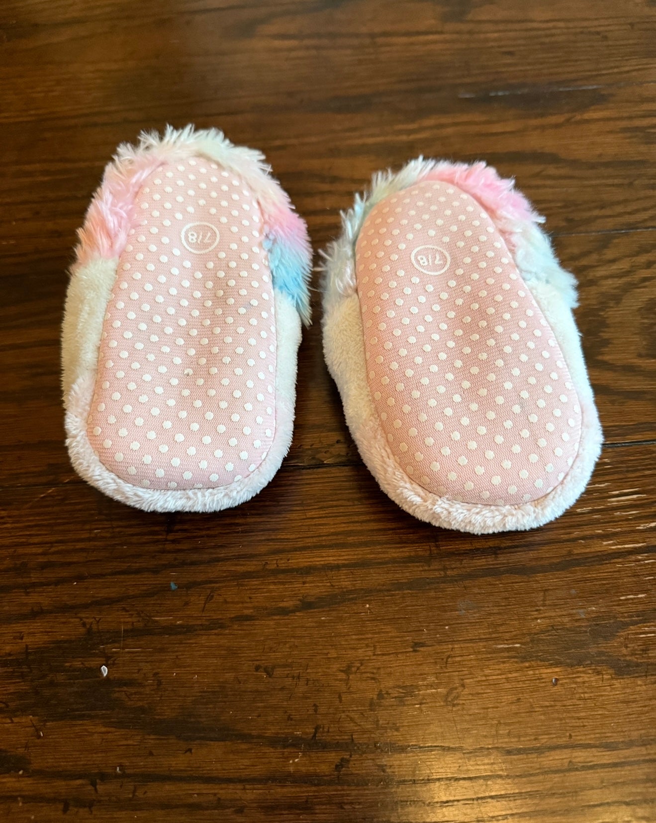 #180 Girls Shoe 7/8 Rainbow Daze Unicorn Slipper (1 of 2)