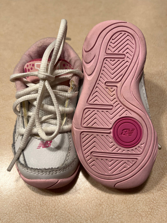 #143 New Balance Shoes Toddler Girl Size 4 - REDUCED