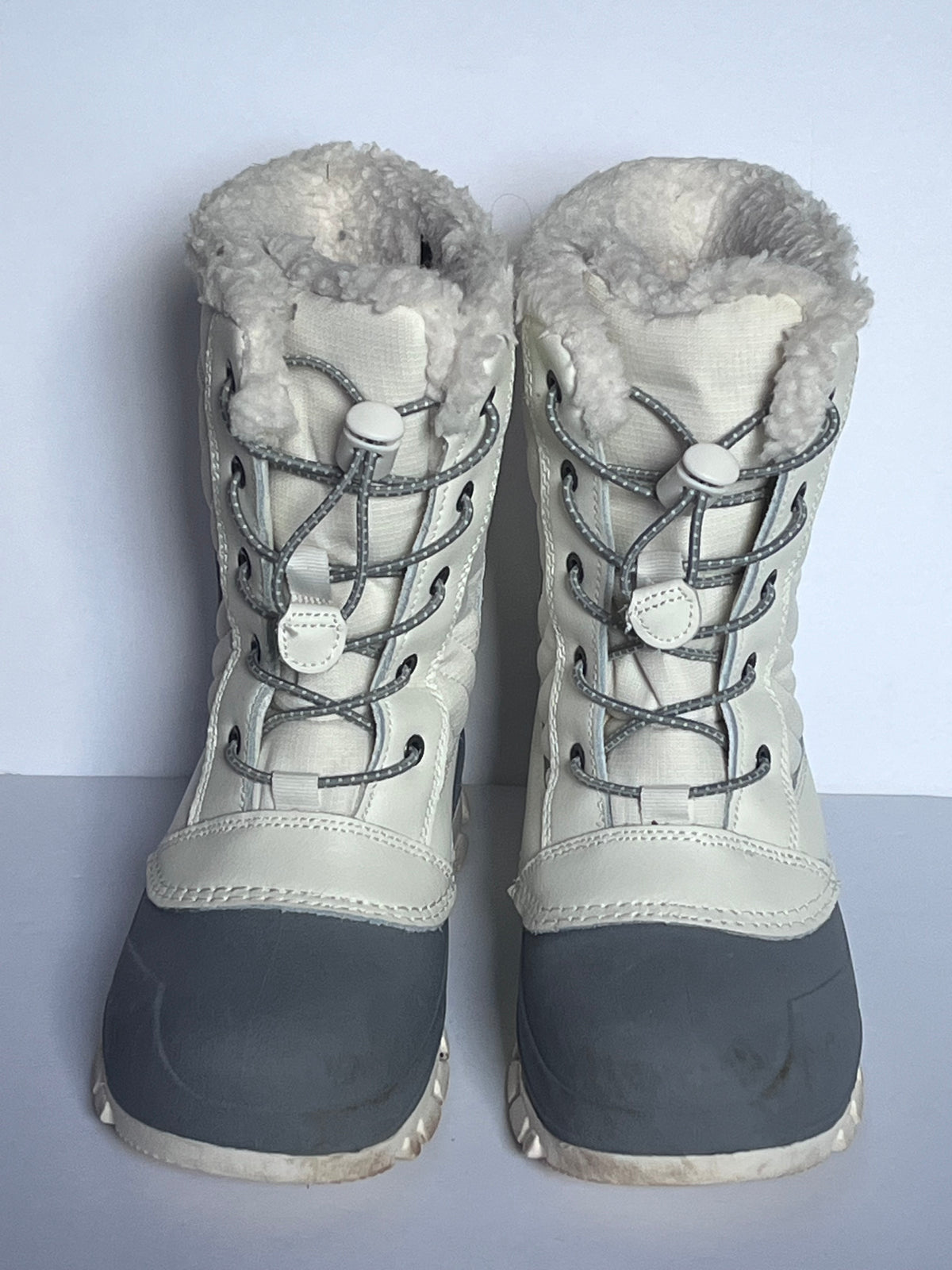 #125 Girls All in Motion Snow Boots Size 2