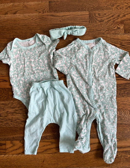 Seller #195 - *REDUCED* Jessica Simpson Girls Five Piece Paisley Bundle Outfit Set - Size 3-6 Months