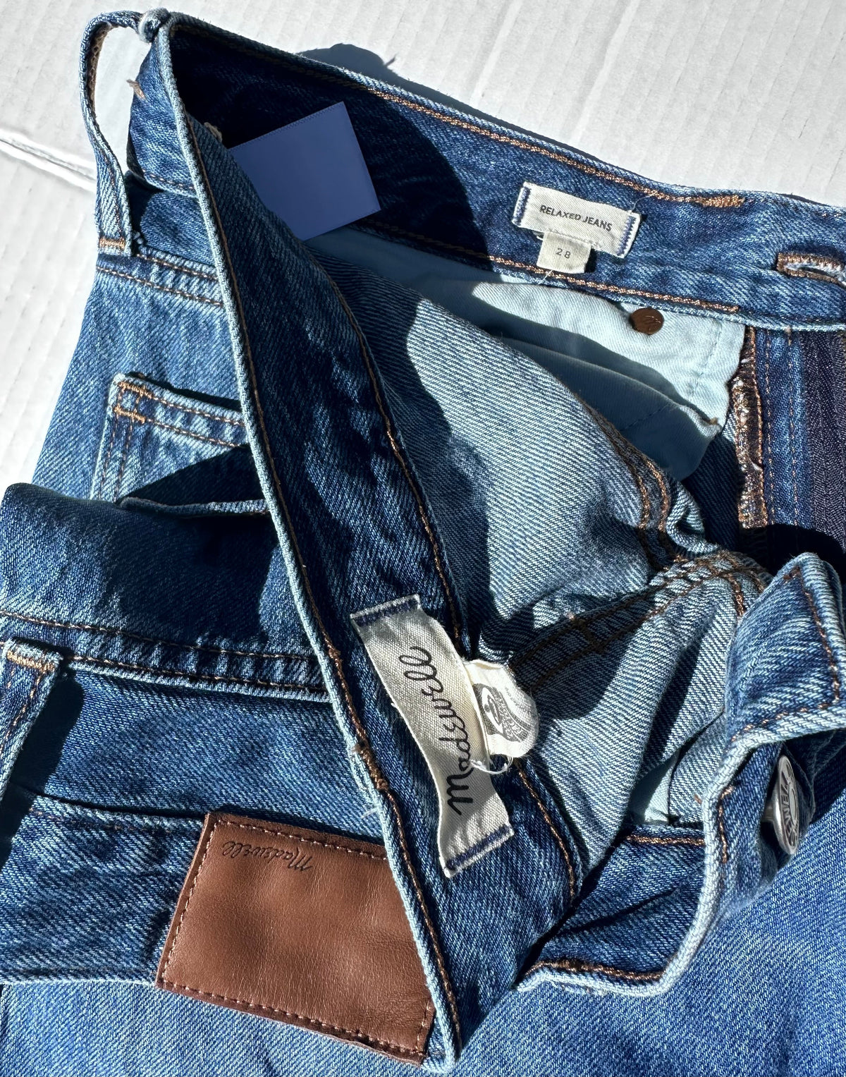 #146 Madewell Relaxed Fit Denim Jeans Women’s 28