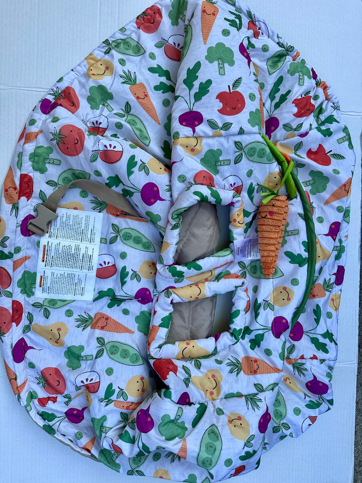 #146 Boppy Veggie Shopping Cart Cover