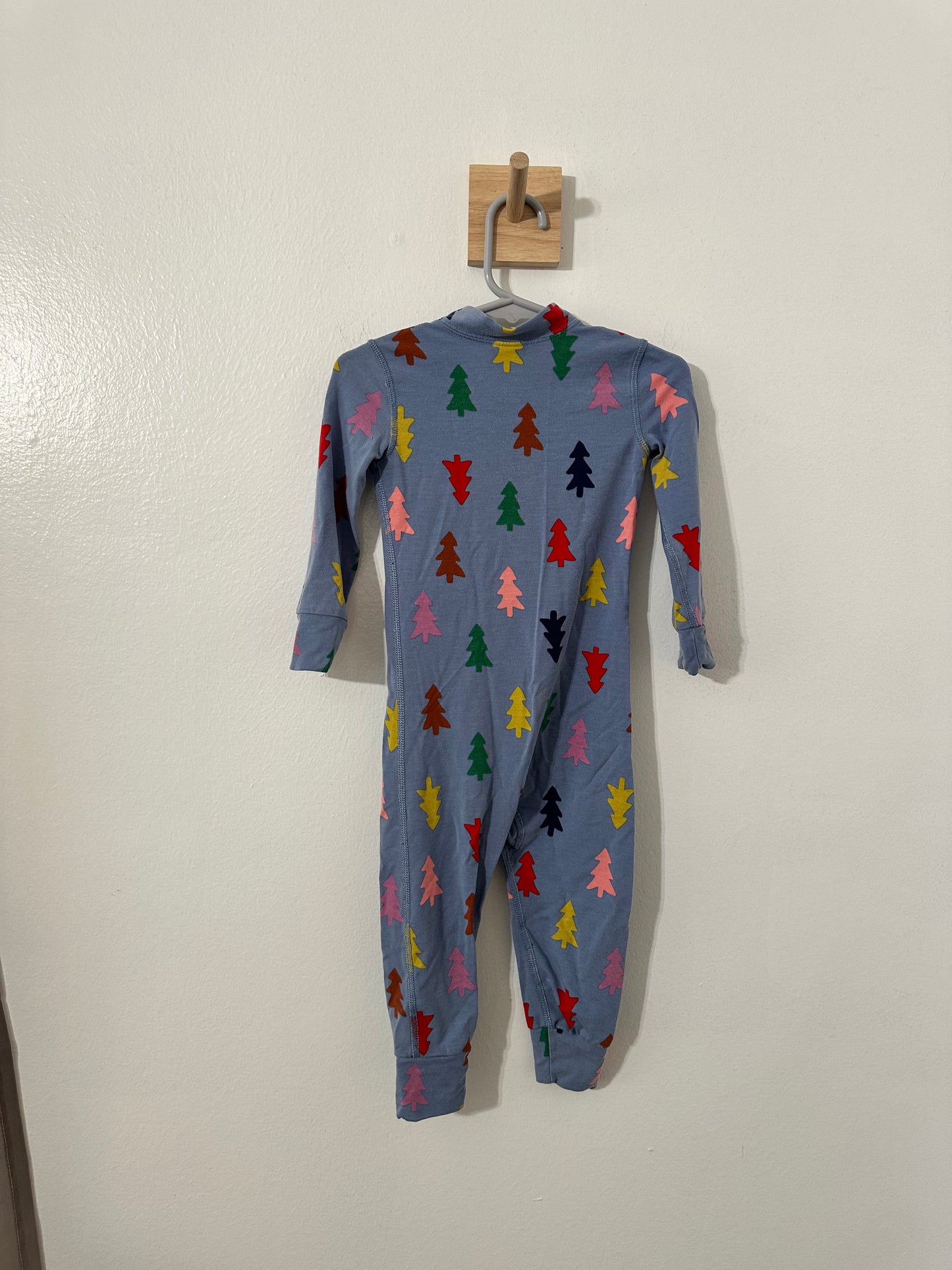 #111 Hanna Andersson HannaSoft Christmas Sleeper 2T