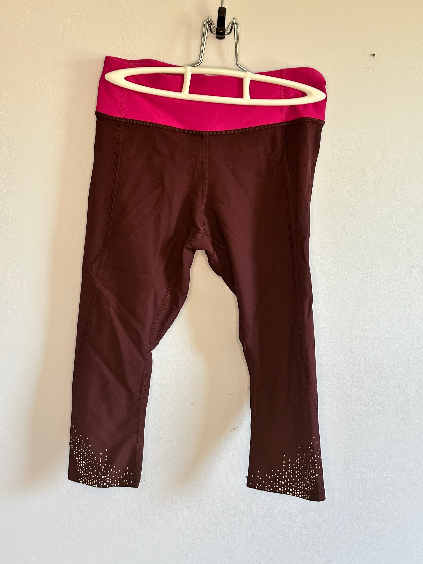 #26 Lululemon Maroon capri leggings Women's size 4