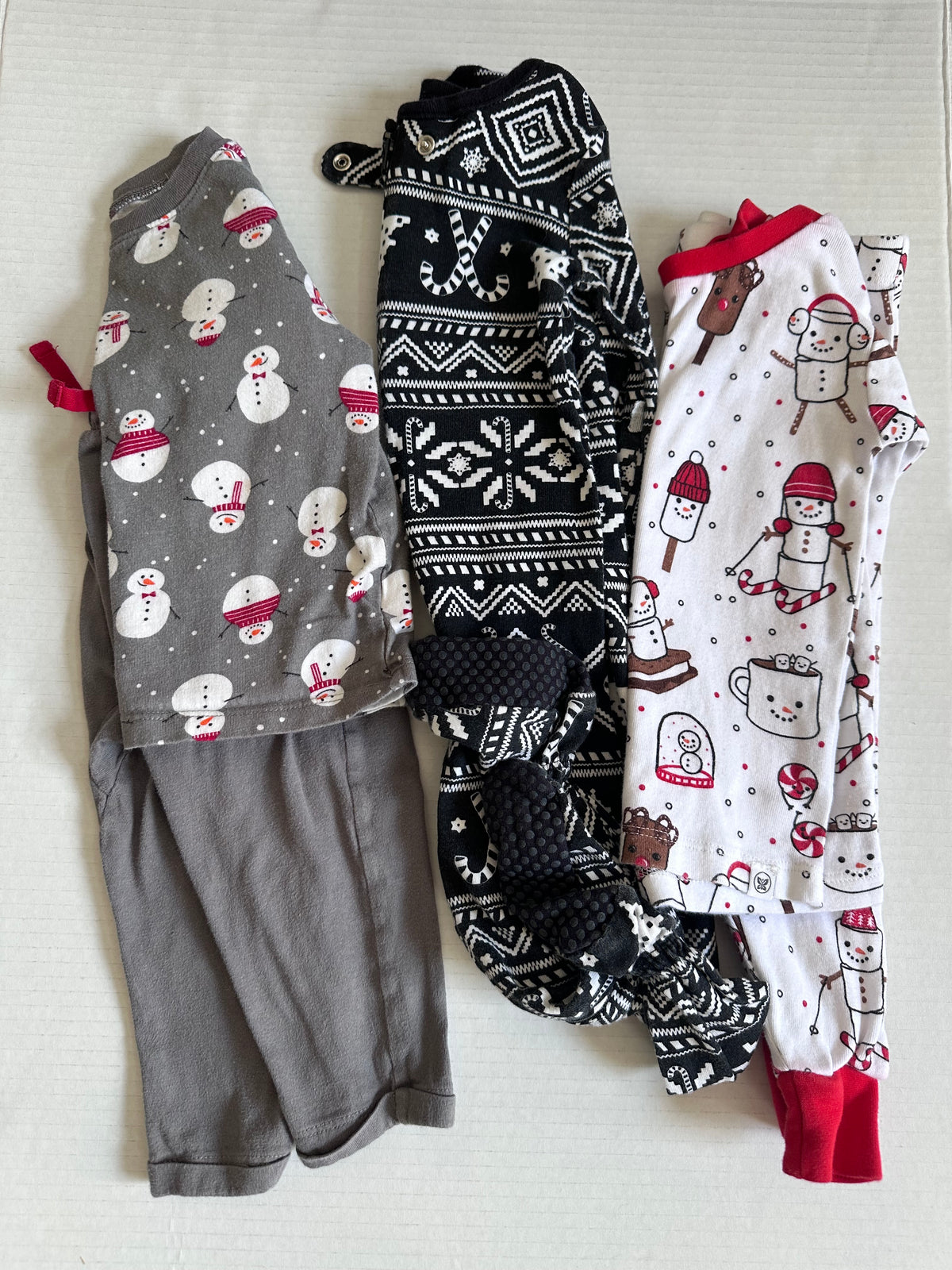 #146 Old Navy PJ Place Winter Pajama Set Boys 12-18M & 18M