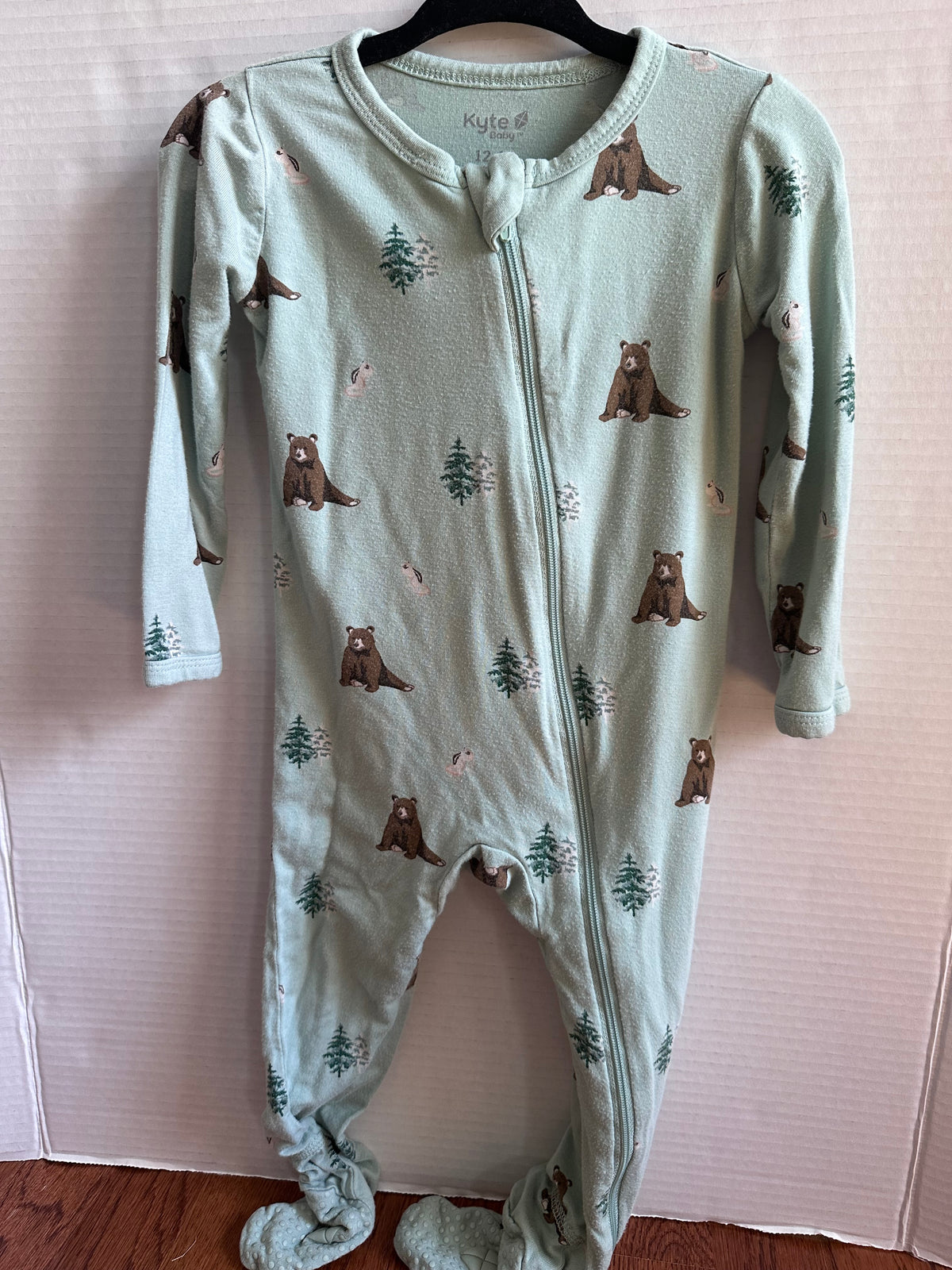 #146 Kyte Baby Bear Outdoors Sleeper Boys 12-18M