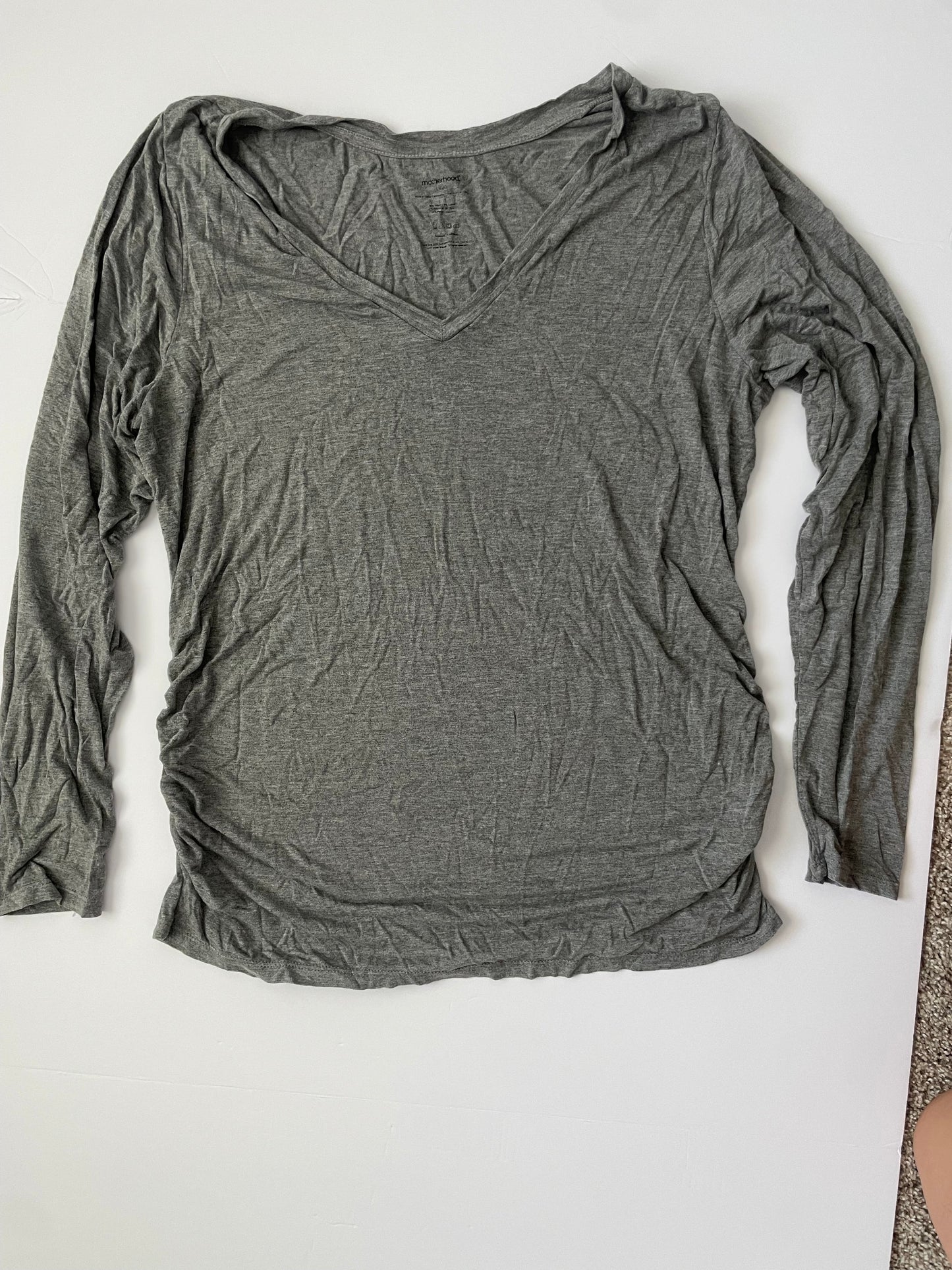 #3 Motherhood Maternity long sleeve shirt 2pack women’s size L