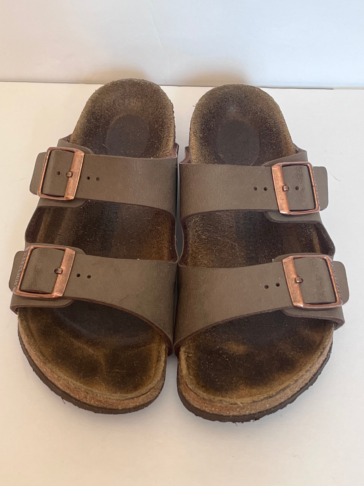 #125 Girls Mocha Birkenstock Sandals Size 34