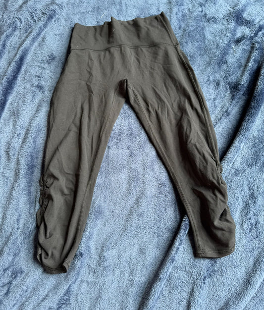 #74- Ivivva size 12 black